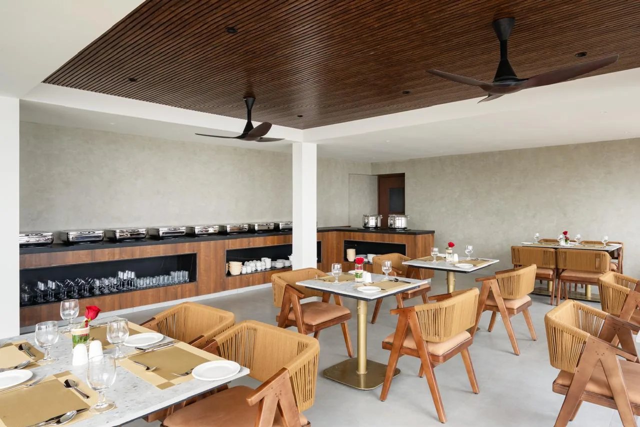 In-room dining at Olive Woods Munnar
